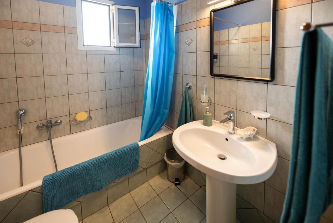 Apaggio Di Argostoli Apartments - Private Parking & Sea View ภายนอก รูปภาพ