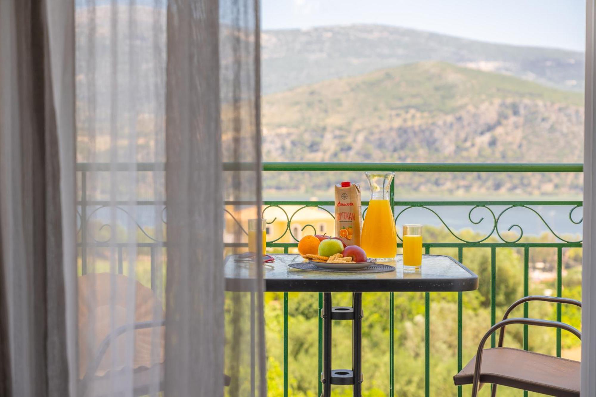 Apaggio Di Argostoli Apartments - Private Parking & Sea View ภายนอก รูปภาพ