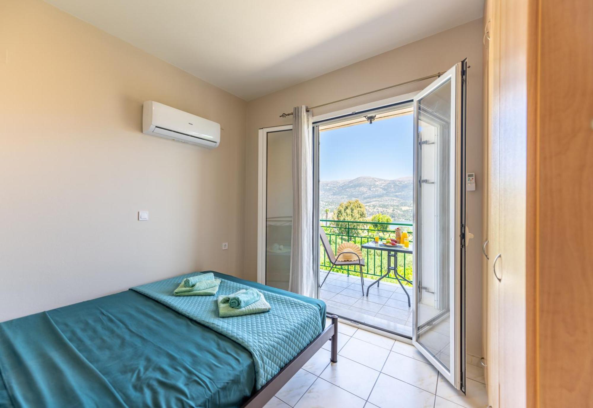 Apaggio Di Argostoli Apartments - Private Parking & Sea View ภายนอก รูปภาพ