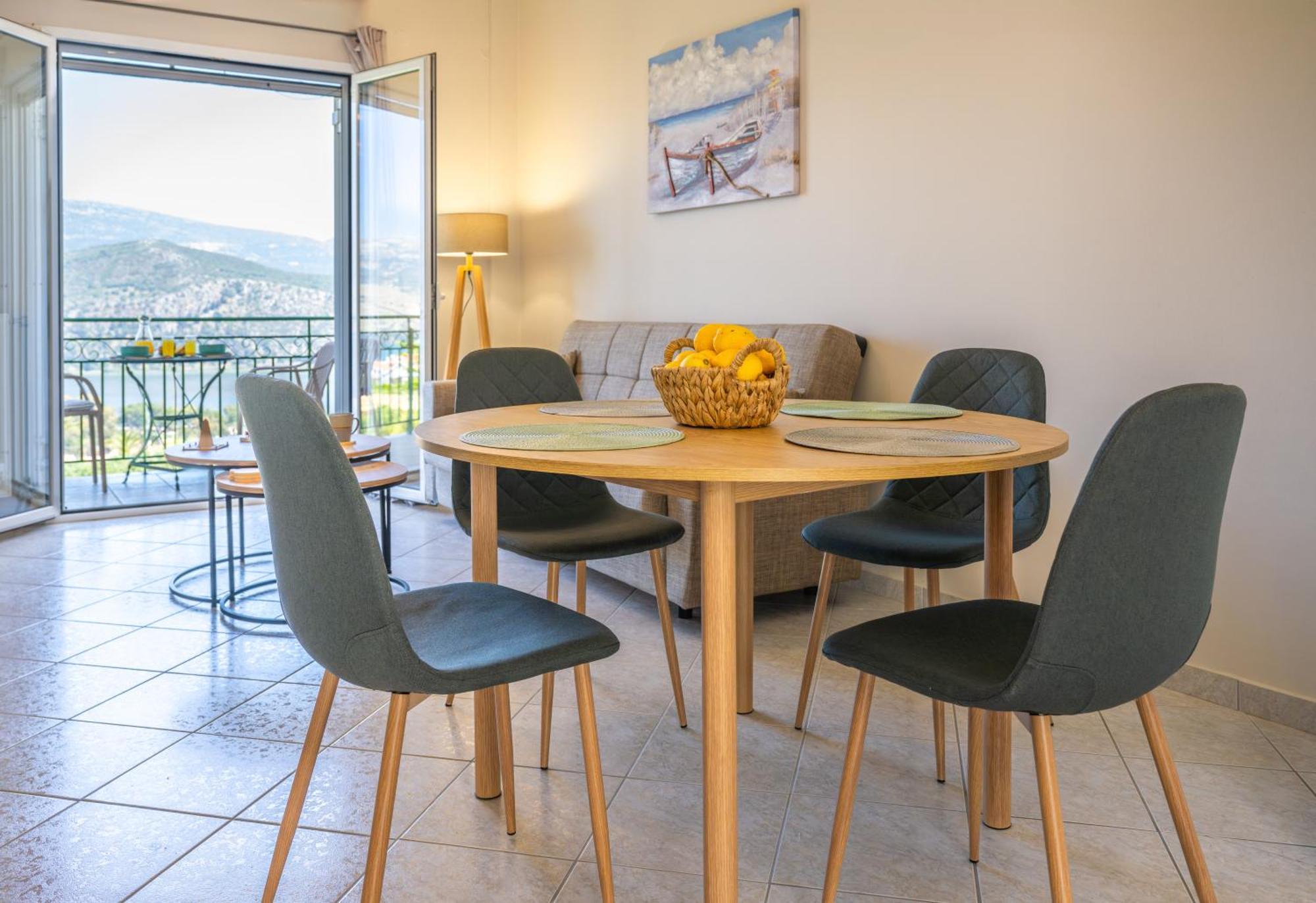 Apaggio Di Argostoli Apartments - Private Parking & Sea View ภายนอก รูปภาพ