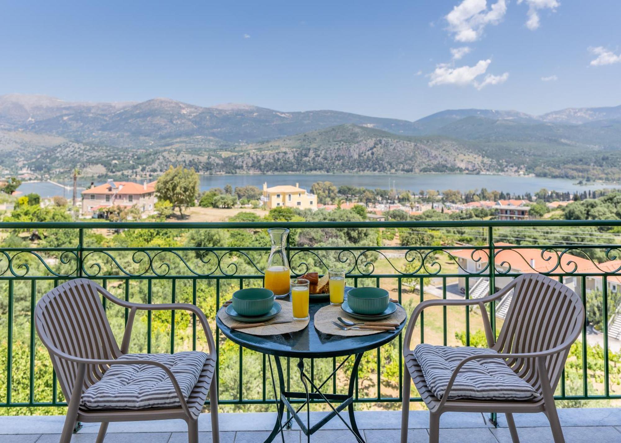 Apaggio Di Argostoli Apartments - Private Parking & Sea View ภายนอก รูปภาพ